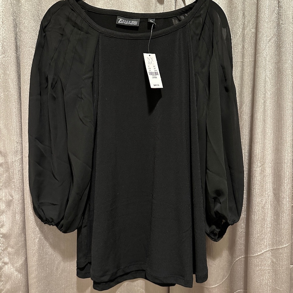 New York and Company Knit Top with Sheer Sleeves, Size L. NWT!